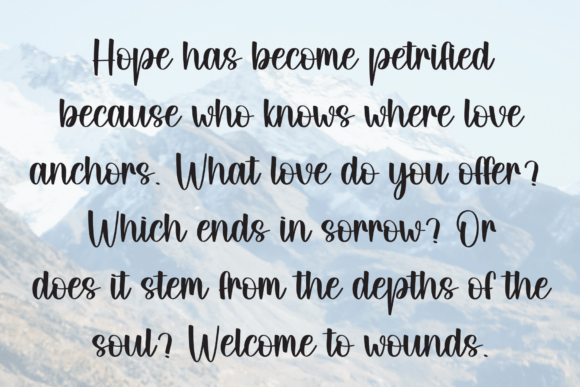 Christmas September Font - Preview 5