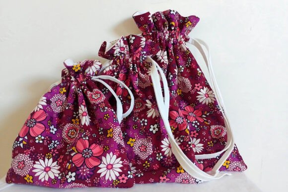 Lined drawstring bag DIY sewing pattern fabric project