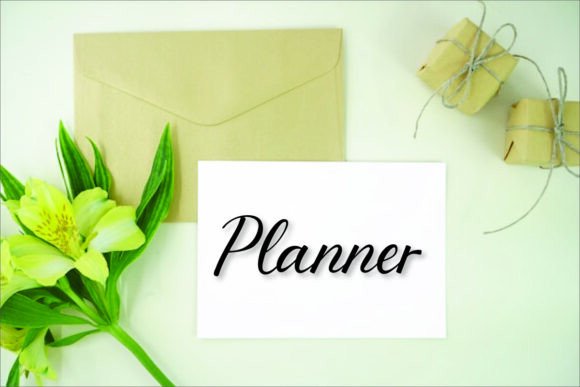 Avenue Font - Preview 3