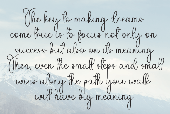 Butterfly Font - Preview 5