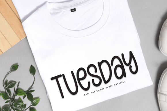 Brown Reindeer Font - Preview 1