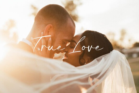 Marquise Pauline Font PNG with transparent background - Preview 2