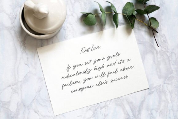 Amandine Monoline Font PNG with transparent background - Preview 3