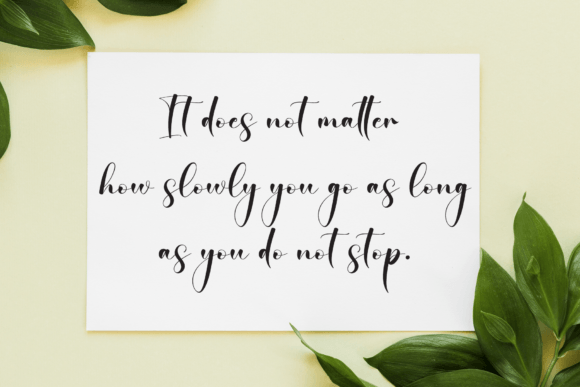 Bustling Font - Preview 2