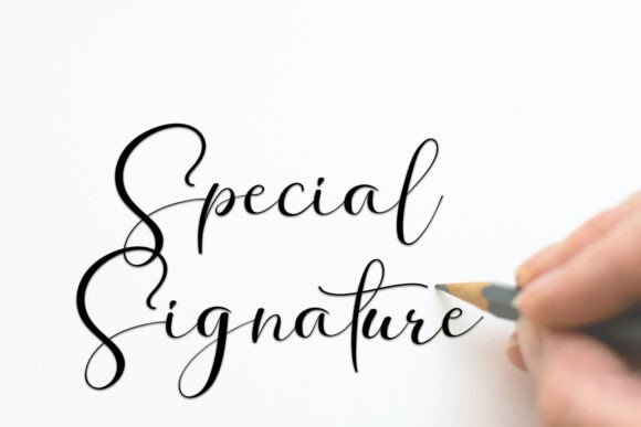 Autography Font - Preview 1