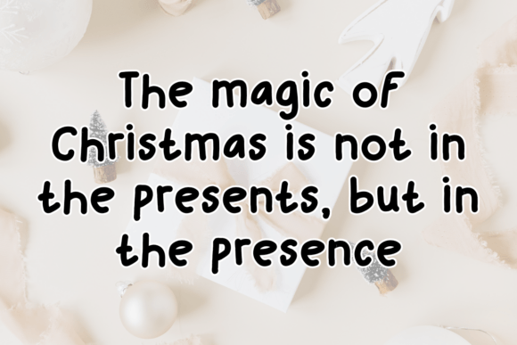 Goldern Christmas Font - Preview 1