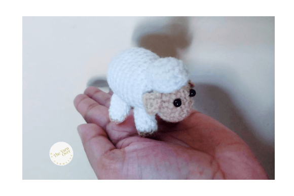 Mini Sheep: Amigurumi Crochet Pattern
