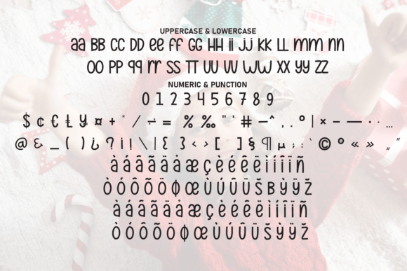 Happy Christmas Font - Preview 6