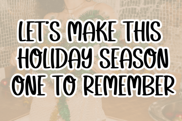 Cedar Wreath Font - Preview 1