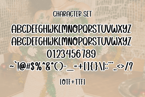 Cedar Wreath Font - Preview 2