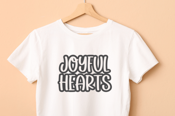 Cedar Wreath Font - Preview 3