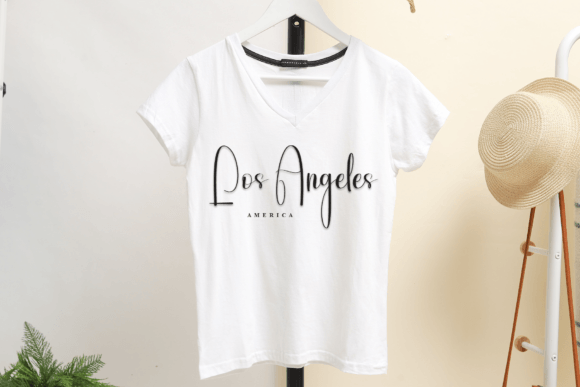 Christmas Candles Font - Preview 1