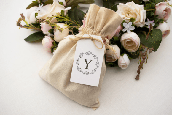 Nature Wreath Monogram Font font preview - 1