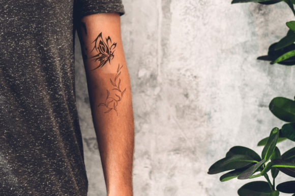 Butterfly Tattoo Font - Preview 5