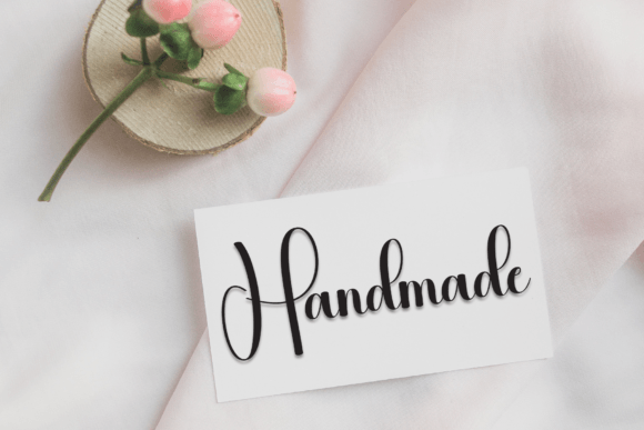Friday Font - Preview 4