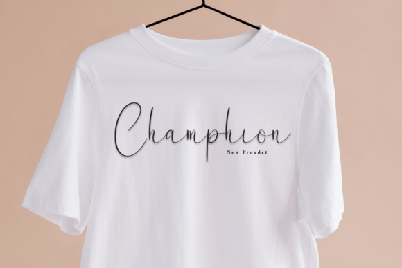 Family Christmas Font - Preview 1