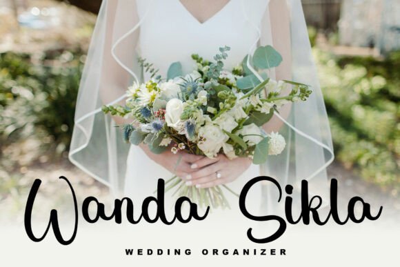 December Histories Font - Preview 3