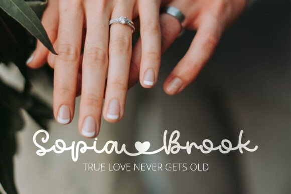 Forever Yours Font - Preview 3