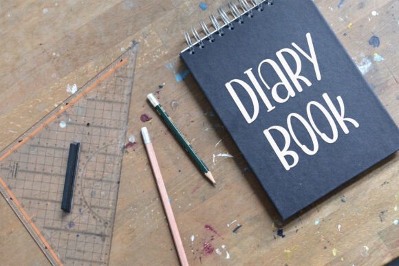 Charming Vintage Font - Preview 4