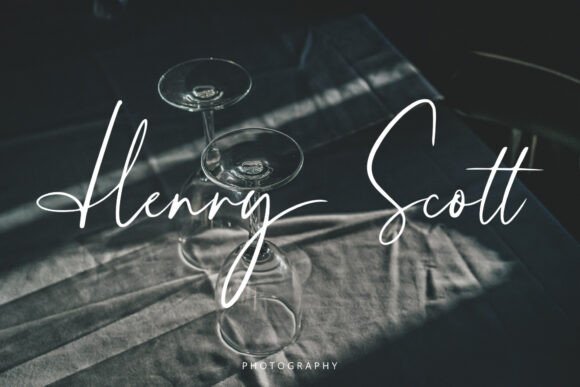 Alessandra Charm Font - Preview 5