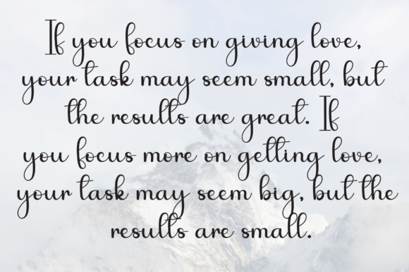 Glacier Font - Preview 5