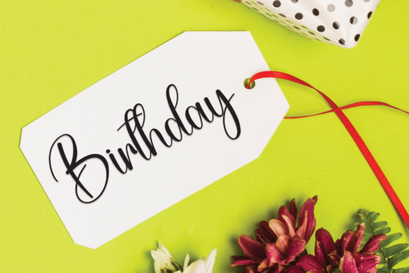 Butterfly Font - Preview 4