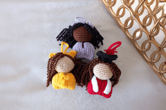 Faceless Graduation Doll Crochet Pattern