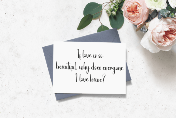 Angela Winter Font - Preview 2