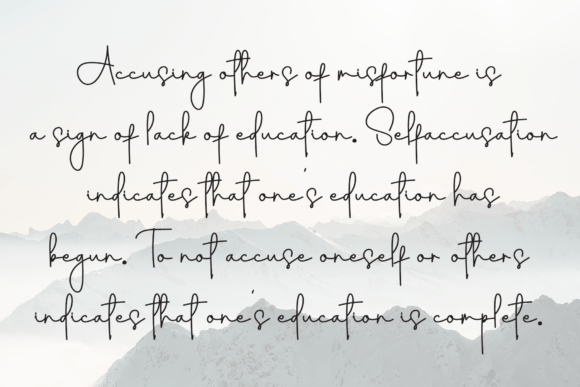 Amsterdam Christmas Font - Preview 5