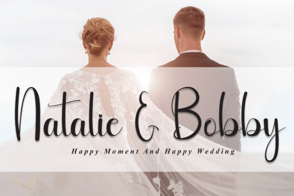 Holiday Font - Preview 1