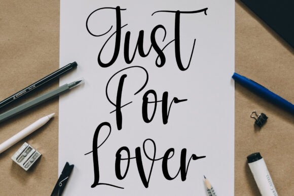 Bestie Birthday Font - Preview 1