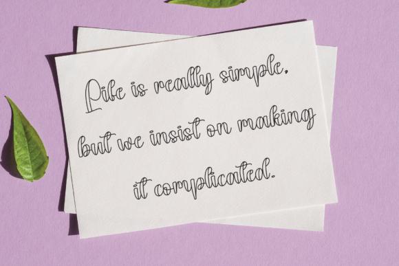 Crystalice Font - Preview 2