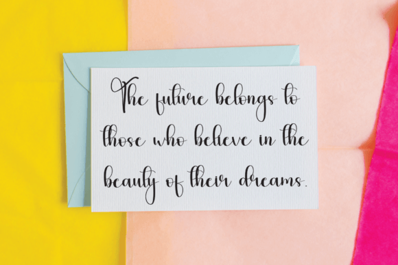 Deary Beauty Font - Preview 2