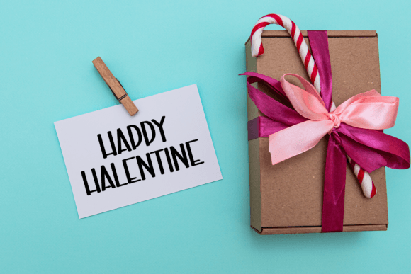 Birthday Valentine Font - Preview 1