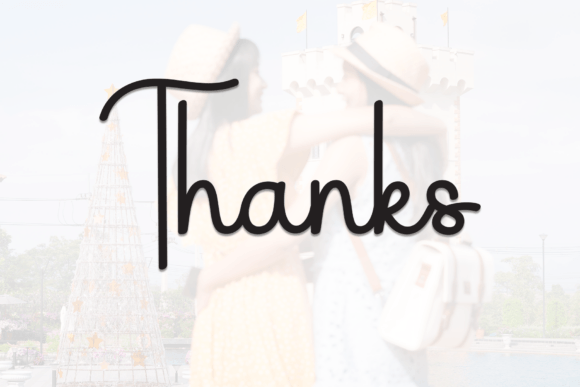 Holidays Font - Preview 5
