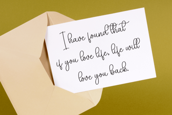 Family Christmas Font - Preview 2