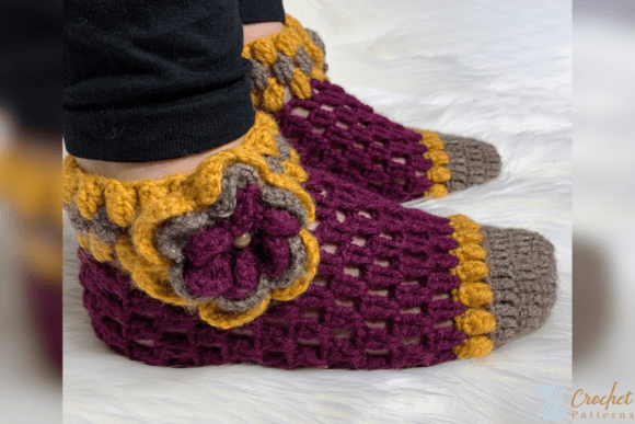 Popcorn Slippers Crochet Pattern