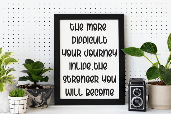 Creative Vintage Font - Preview 2