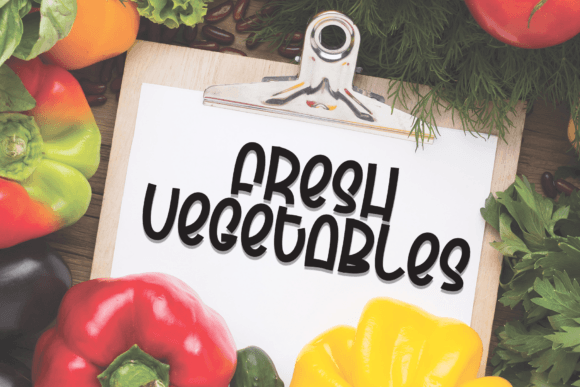 Creative Vintage Font - Preview 3
