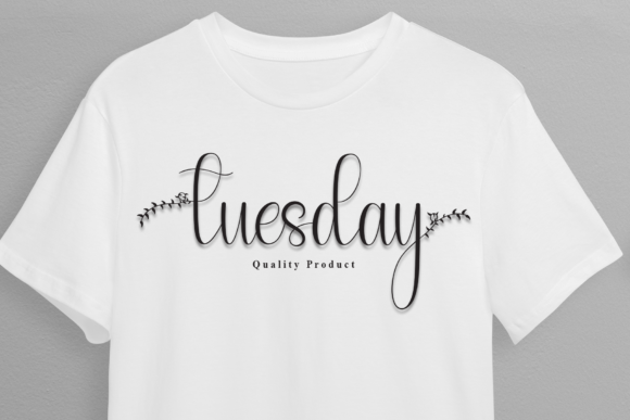 Holiday Font - Preview 3