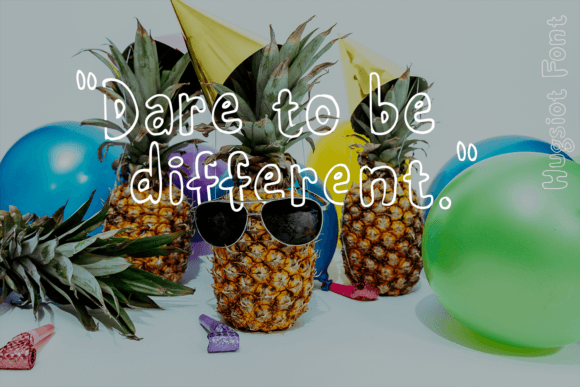 Hugsiot Font PNG with transparent background - Preview 4