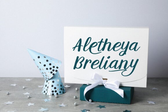 Ballena Calisten Font PNG with transparent background - Preview 2