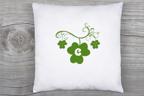 Clover Leaf Font - Preview 6