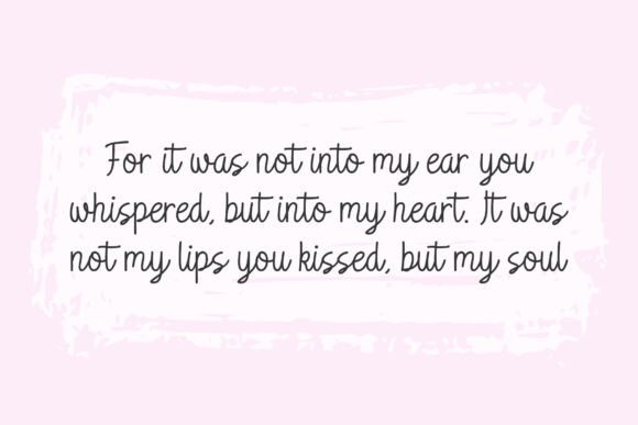 Hiyatha Font font preview - 2