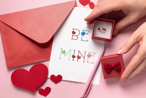 Mini Heart Iv Font PNG with transparent background - Preview 5