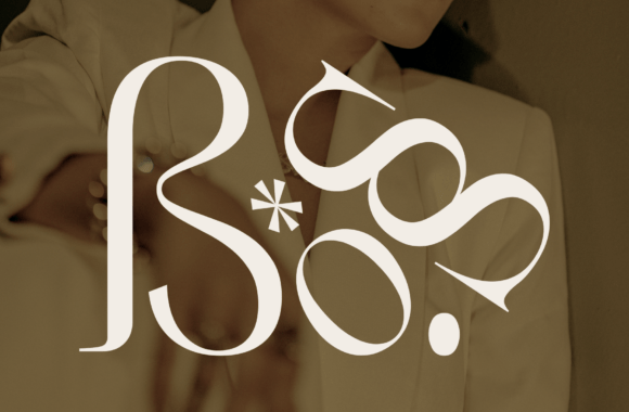 Roleka Font font preview - 4