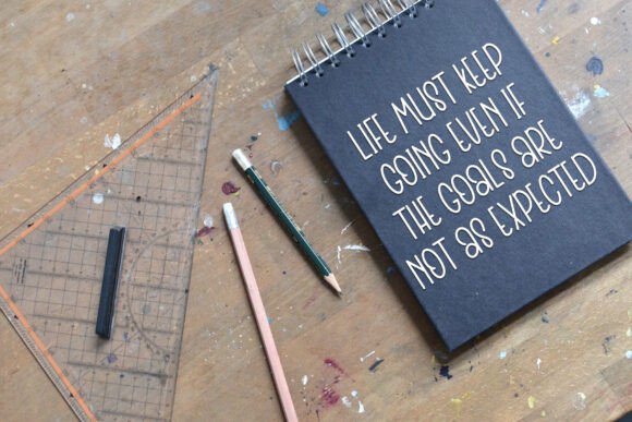Farmhouse Vintage Font - Preview 3