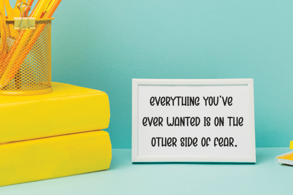 Birthday Farmhouse Font - Preview 2