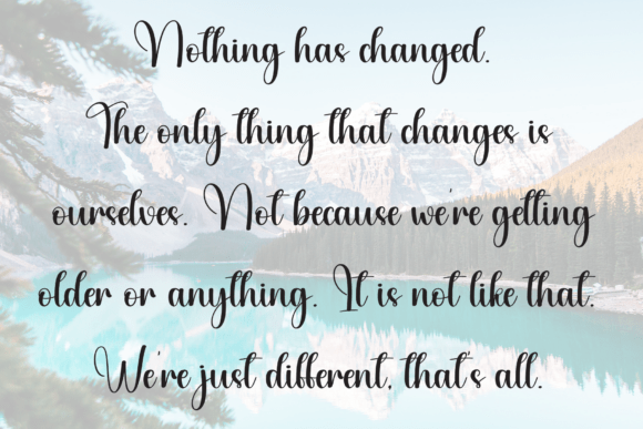 Holiday Font - Preview 5