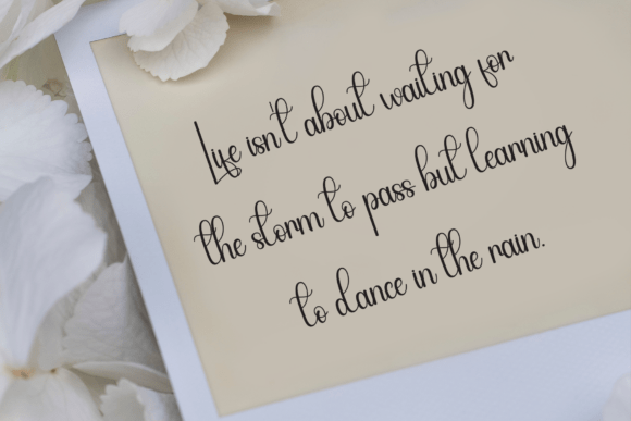 Blushing Font - Preview 3